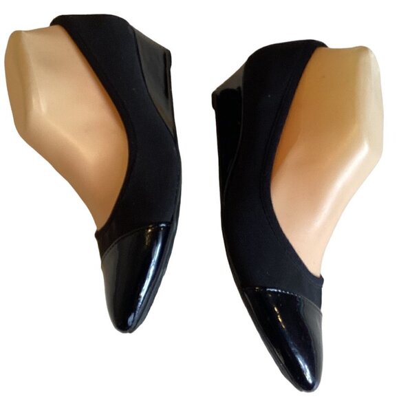 Ellen Tracy" Busy" Black Cap Toe Wedge Pump Sz 8M #249B - Picture 4 of 8